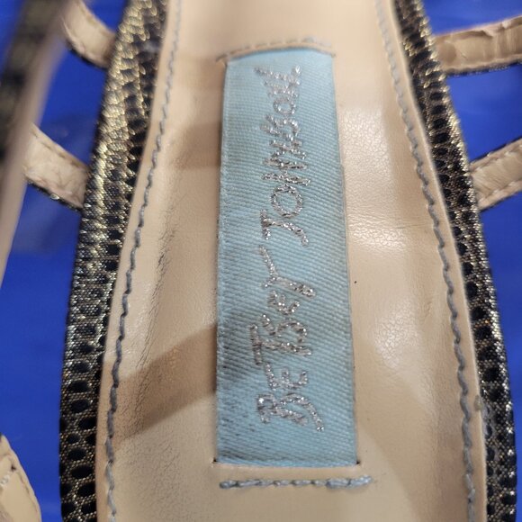 BETSEY JOHNSON Strappy Black & Gold Animal Print Heels - Picture 12 of 14